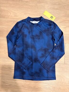 all in motion Boys Long-Sleeve Mock Neck Performance Shirt - Medium - Deep Blue